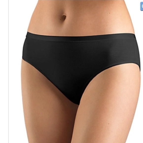 NWT HANRO Soft Touch Hi Cut Brief Panty 71253 - Picture 2 of 2